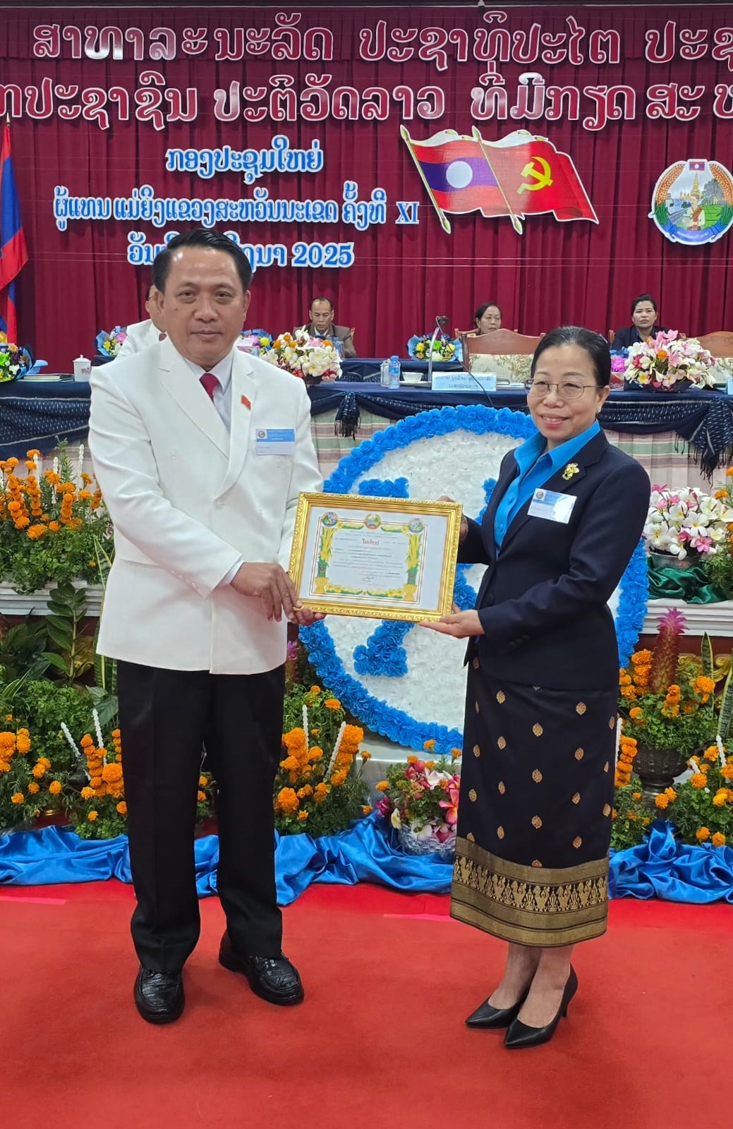 ໄຂກອງປະຊມໃຫຍຜແທນແມຍງແຂວງສະຫວນນະເຂດ ຄງທ XI ຢາງເປນທາງການ - image 3
