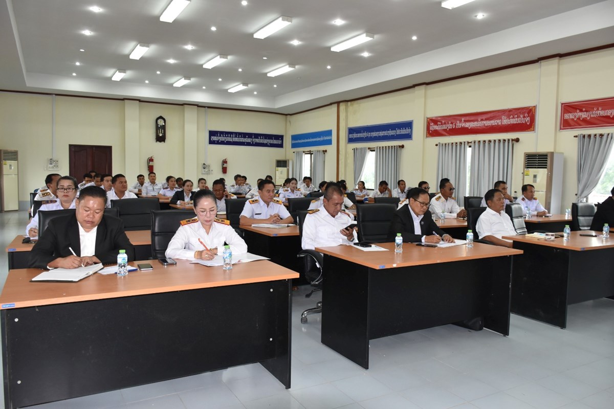 ຮກສາການ ປະທານສານປະຊາຊນພາກໃຕ ຊນາວຽກງານວຊາສະເພາະ ຢທສານປະຊາຊນແຂວງສະຫວນນະເຂດ - image 1