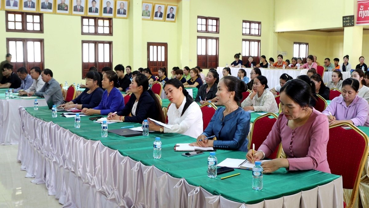 ອດມໄຊ ຍກລະດບຄວາມຮດານການບລການ ໂຮງແຮມ, ເຮອນພກ ແລະ ຮານອາຫານ - image 1