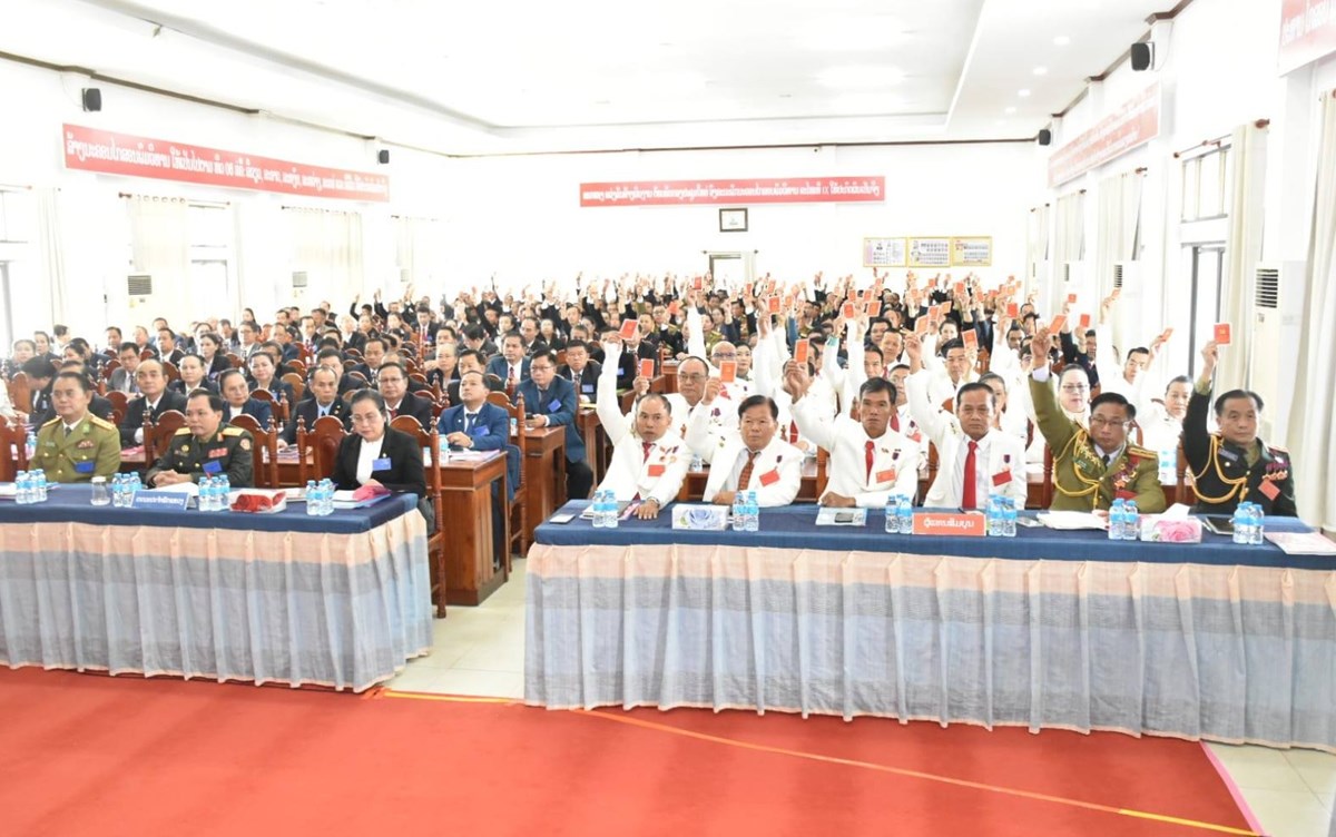 ເລຂາຄະນະບລຫານງານພກແຂວງສະຫວນນະເຂດ ຊນາການດາເນນກອງປະຊມໃຫຍອງຄະນະພກເມອງສາເລດທວແຂວງ - image 3