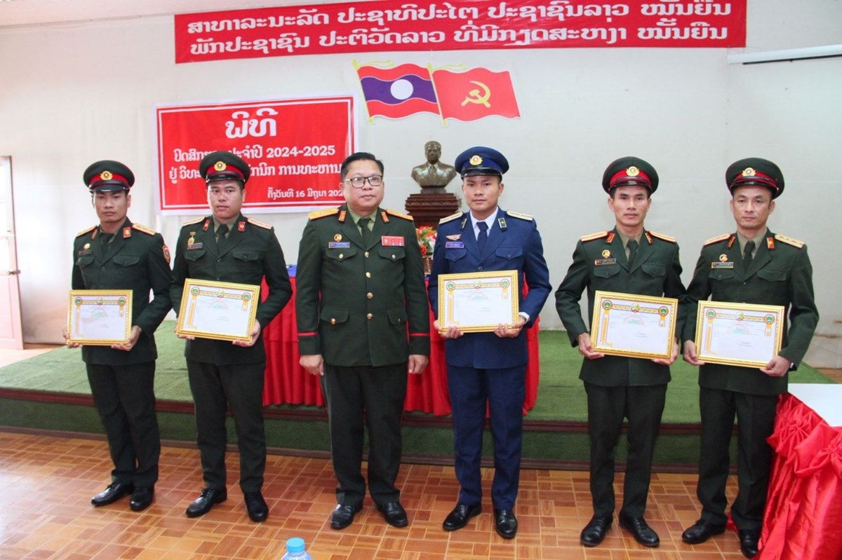 ເອາໃຈໃສສາງນາຍທະຫານ ໃຫກາຍເປນພະນກງານສບທອດປຽນແທນທມຄນນະພາບ - image 1
