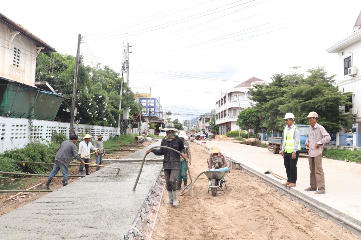 ເສນທາງເບຕງ​ ບານໂພນໄຊ ສາເລດ​ແລວ​ 40% - image 2