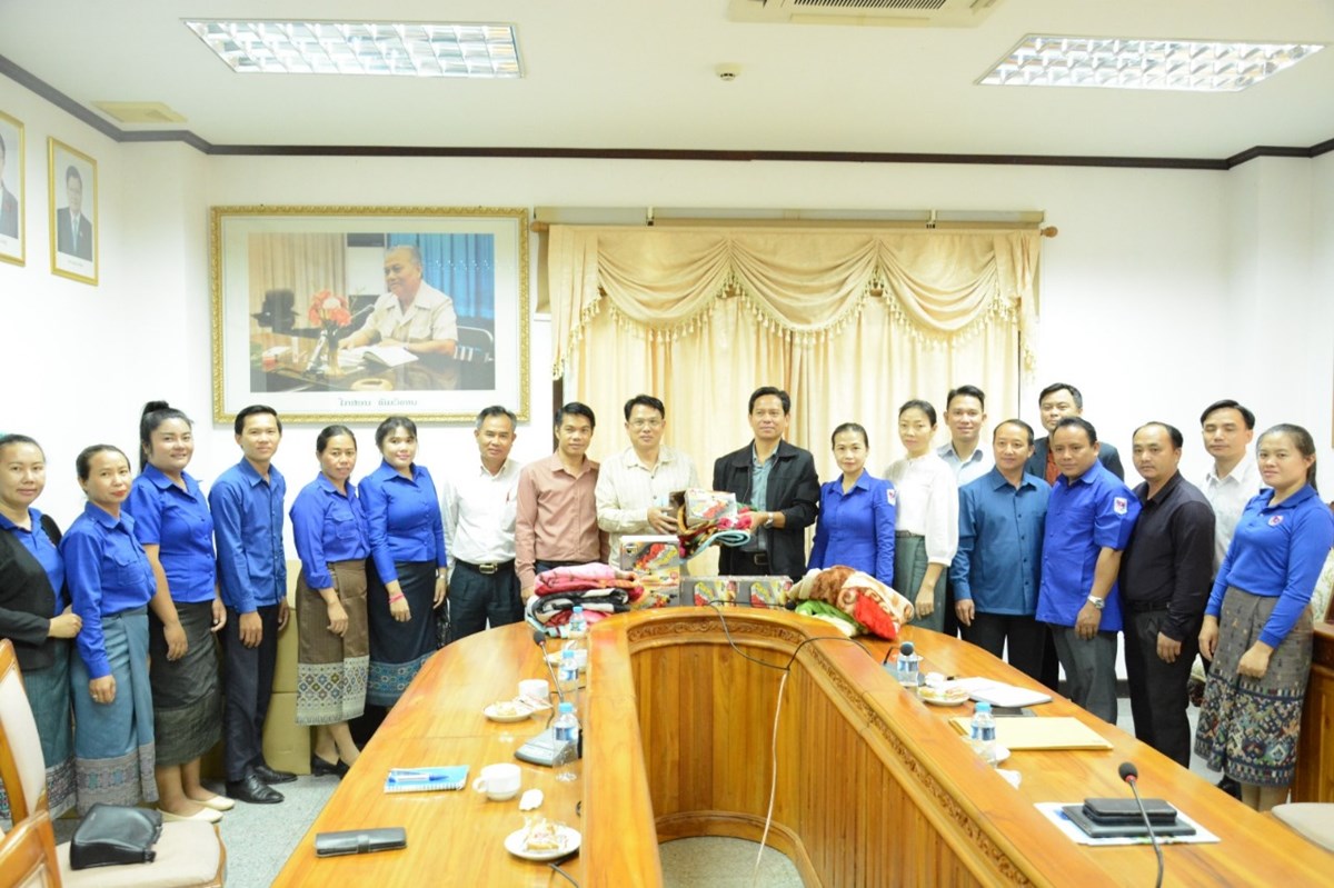 ກມໂຄສະນາ ຄອສພ ແລະ ກມອບຮມ ສຊປລ ແລກປຽນບດຮຽນການເຄອນໄຫວວຽກງານວຊາສະເພາະນຳກນ - image 1