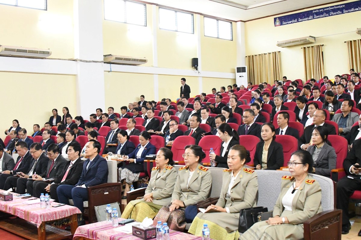 ມອບ-ຮບໃບຢງຢນໜວຍພກປອດໃສ ເຂມແຂງ ໜກແໜນ ປະຈຳປ 2024 - image 1