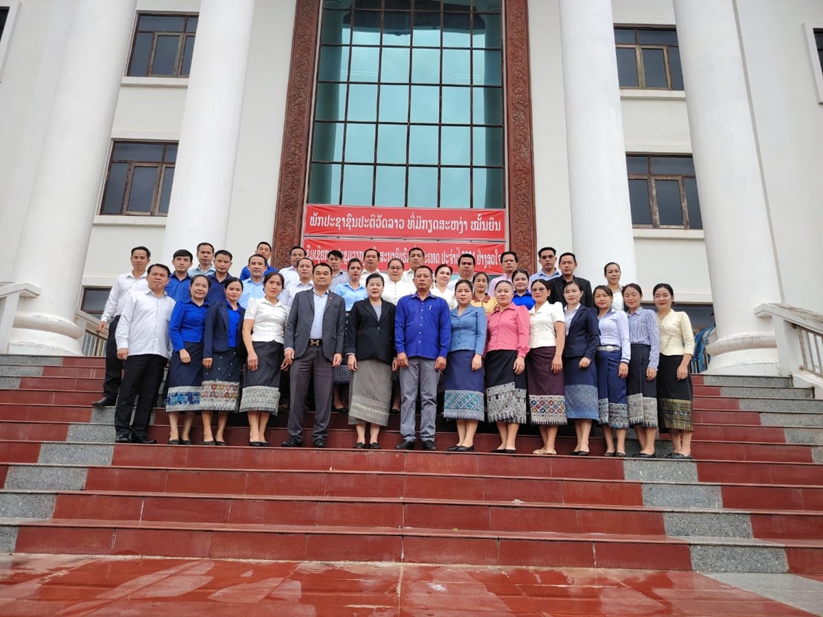ຝກອບຮມການນຳໃຊ AI ໃຫແກພະນກງານພາຍໃນ ຄອສພ - image 1