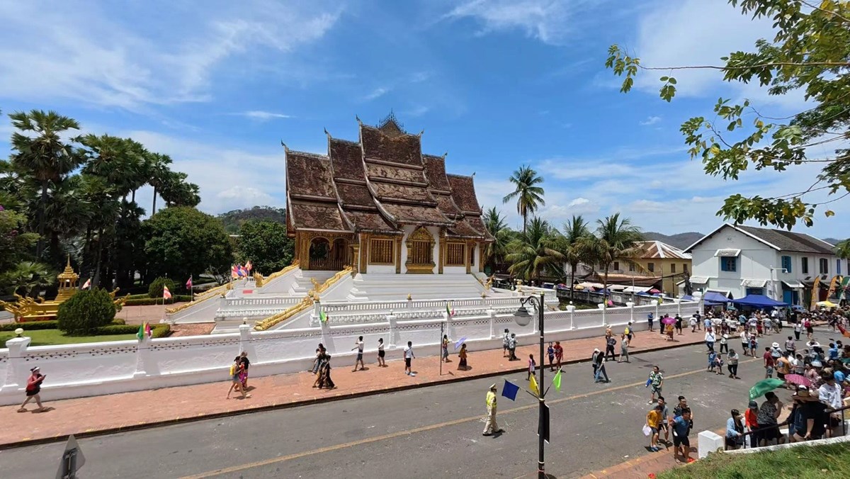 ກຳລງແຮງແຫງການແລກປຽນເຊອມໂຍງທາງອະລຍະທຳຈາກຄວາມນຍມການທອງທຽວຢຫວງພະບາງ - image 1