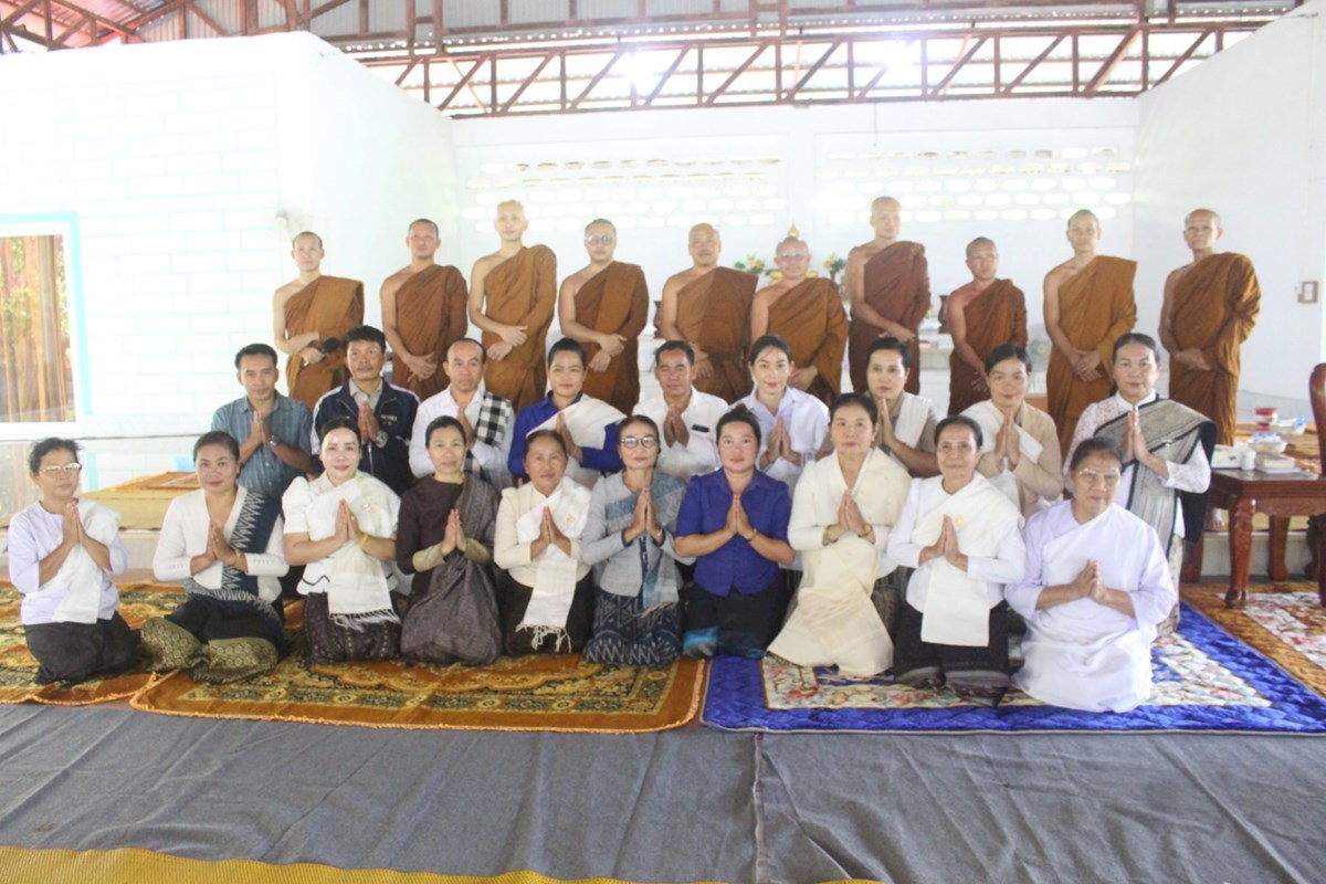 ອບຮມທມມະໃຫເຍາວະຊນເມອງອທມພອນ - image 2