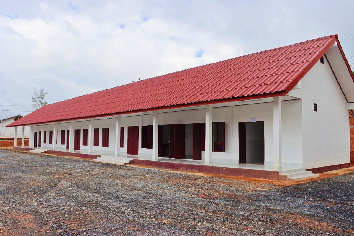 ມອບ-ຮັບ ໂຄງການກໍ່ສ້າງອາຄານຮຽນວິຊາກົນຈັກໜັກໂຮງຮຽນວິຊາຊີບແຂວງໄຊສົມບູນ image 1 ມອບ-ຮບ ໂຄງການກສາງອາຄານຮຽນວຊາກນຈກໜກໂຮງຮຽນວຊາຊບແຂວງໄຊສມບນ - image 1