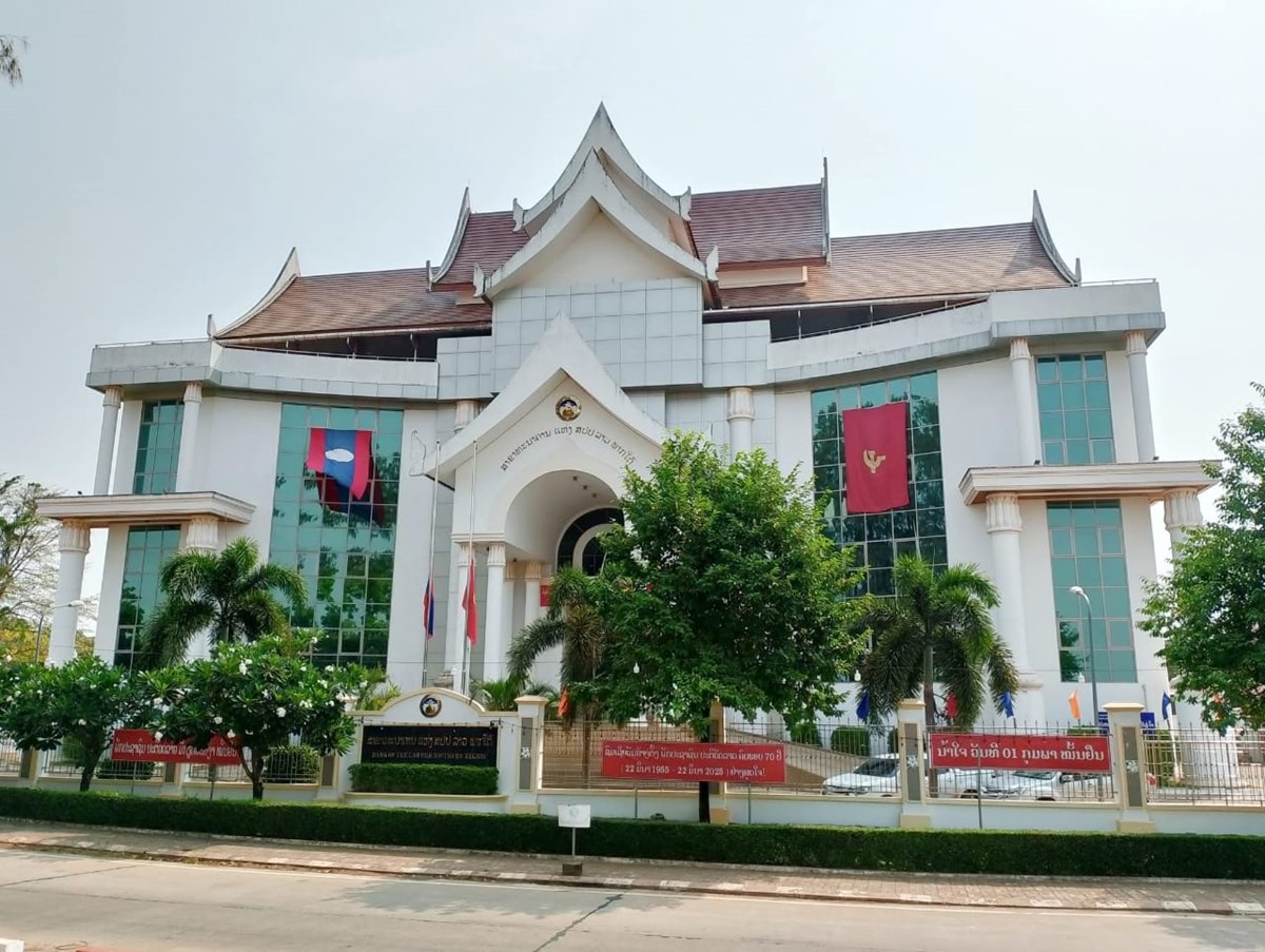 ທຫລ ພາກໃຕແຂວງຈຳປາສກ ສບຕຄມຄອງມະຫາພາກດານເງນຕາ - image 1