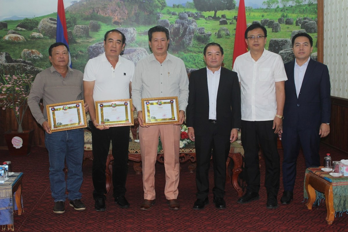 ຫາຍພາກສວນສບຕອປະຖຳກອງປະຊມໃຫຍຂອງແຂວງຊຽງຂວາງ - image 1