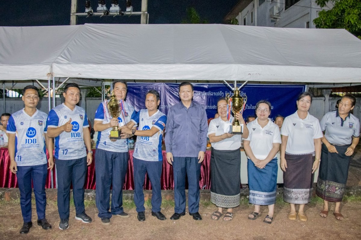 ສຳເລດການແຂງຂນກລາເປຕງ ຊງຂນປະທານສານປະຊາຊນສງສດ - image 1