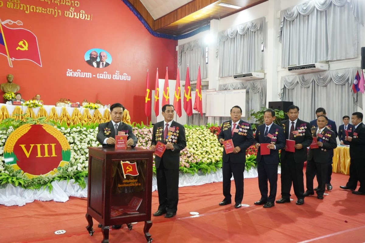 ສະຫາຍ ສອນທະນ ທຳມະວງ ໄດຮບເລອກເປນເລຂາຄະນະບລຫານງານພກແຂວງບລຄຳໄຊ ຄງທ VIII - image 1