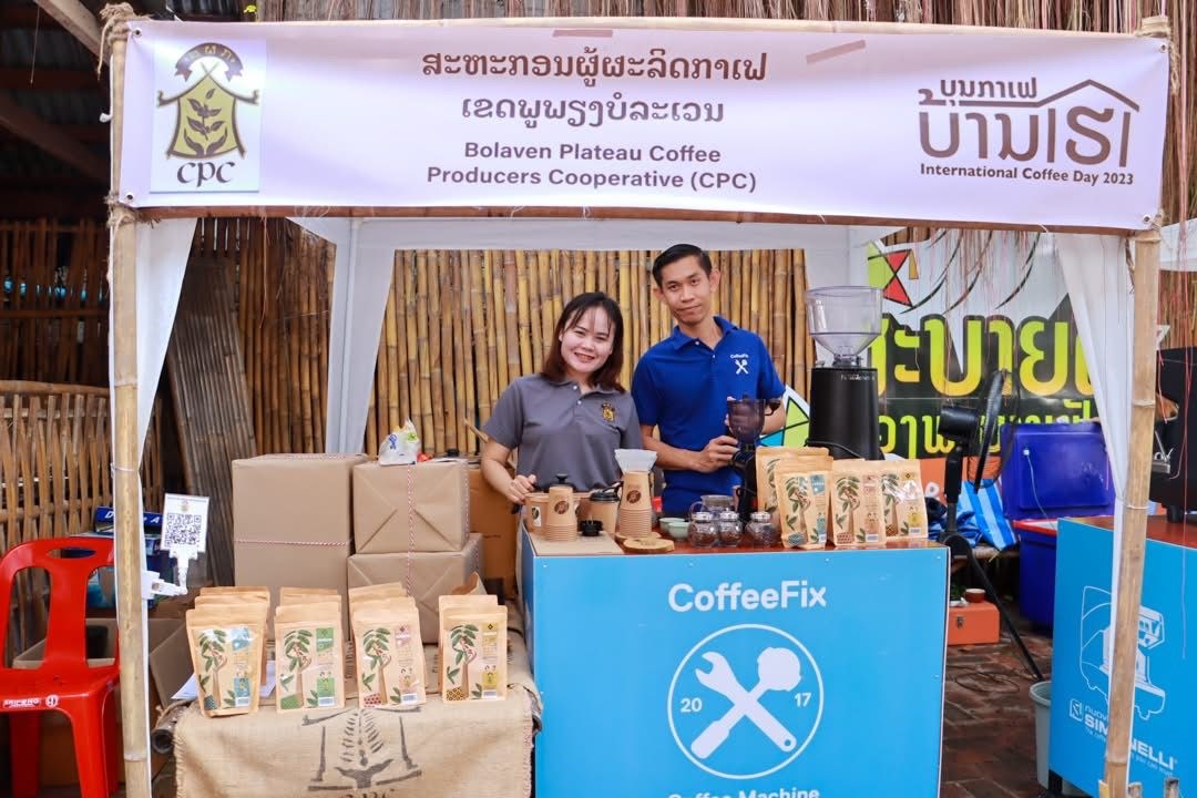 ເຊນ​ທຽວ​ຊມງານບນກາເຟ ແລະ ຊາບານເຮາຈະຈດຂນທນະຄອນ-ຫວງພະບາງ - image 2
