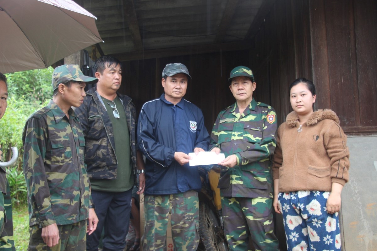 ທານ ເຈາແຂວງໄຊສມບນ ລງຕດຕາມສະພາບນາຖວມຊ ຈາກພະຍບວລອຍ ຢບານກໄຮ - image 1