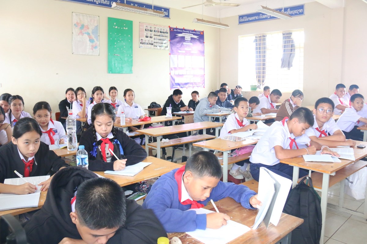 ທານນາງ ສປະໄພ ເຮອງສ ມຄວາມພາກພມໃຈຫາຍໃນອາຊບຄ - image 2