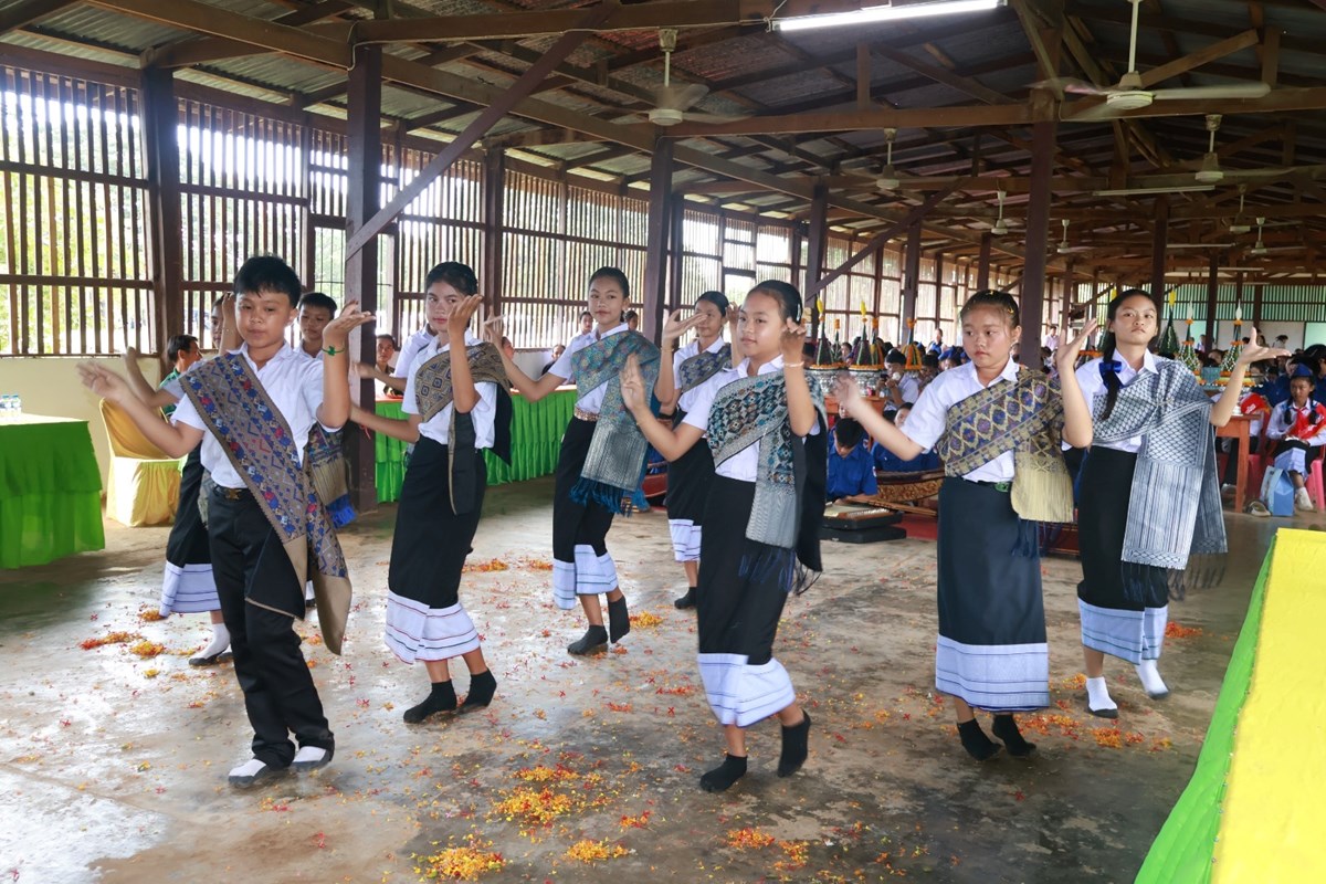 ມສ ແກນທາວ ສະເຫມສະຫອງວນຄແຫງຊາດ 7 ຕລາ ຄບຮອບ 31 ປ - image 2