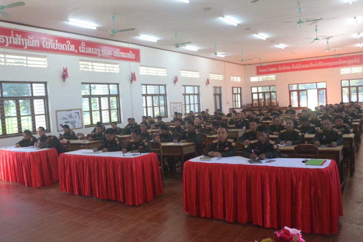 ສນຝກອບຮມ ປາຖະກະຖາມນເຊອວນສາງຕງກອງພນທະຫານຮາບທ 3 ຄບຮອບ 44 ປ. - image 1