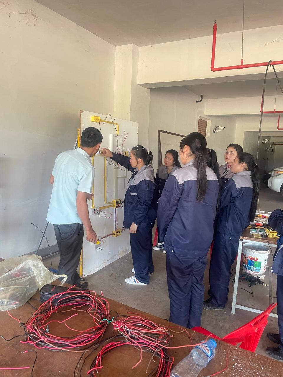 ຕະຫອດ 5 ປ ສຊປລ ສງເສມຊາວໜມໃນການລເລມທລະກດຊາວໜມຢບນດາແຂວງ ແລະ ນວ ໄດຫາຍກວາ200 ຄນ - image 2