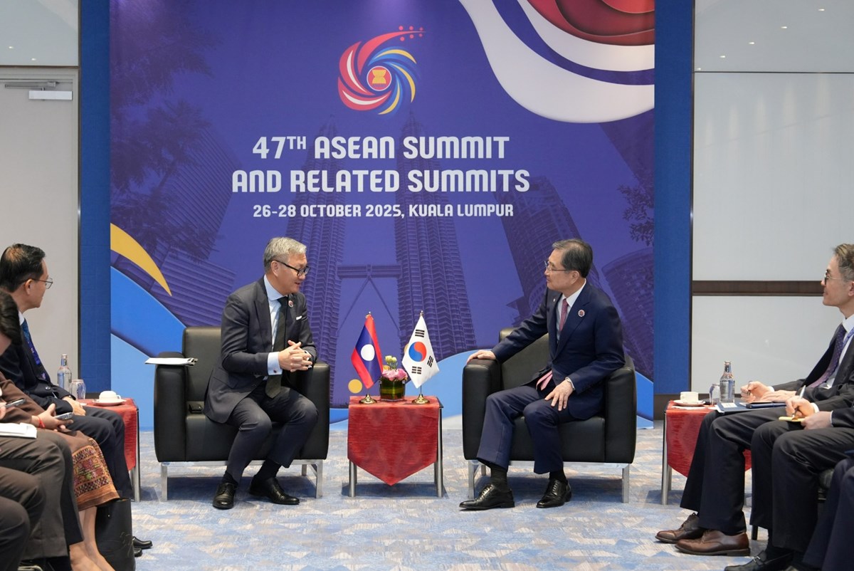 ລມຕ ຕ່າງປະເທດ ສປປ ລາວ ແລະ ສ ເກົາຫຼີ ພົບປະປຶກສາຫາລືການພົວພັນຮ່ວມມືສອງຝ່າຍ image 1 ລມຕ ຕາງປະເທດ ສປປ ລາວ ແລະ ສ ເກາຫ ພບປະປກສາຫາລການພວພນຮວມມສອງຝາຍ - image 1