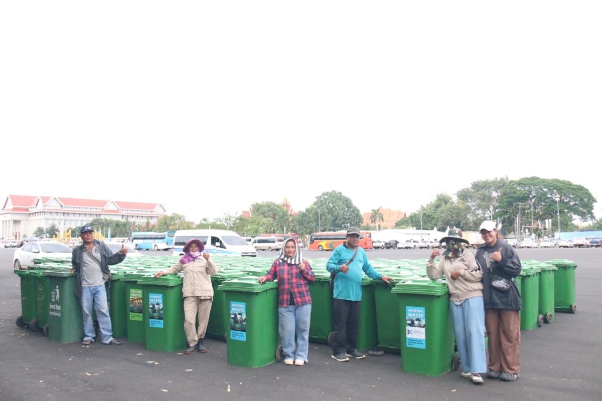 ສະມໍລບີ ມີຄວາມພ້ອມຮອບດ້ານ ເກັບມ້ຽນຂີ້ເຫຍື້ອ ງານບຸນນະມັັດສະການພະທາດຫຼວງ image 1 ສະມລບ ມຄວາມພອມຮອບດານ ເກບມຽນຂເຫຍອ ງານບນນະມດສະການພະທາດຫວງ - image 1