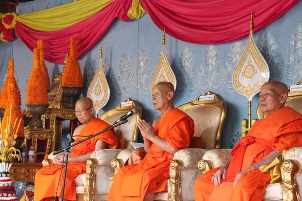 ການນາພກ-ລດ ແລະ ມວນຊນ ຮວມໃສບາດບນພະທາດຫວງ ປະຈາປ 2025 - image 1