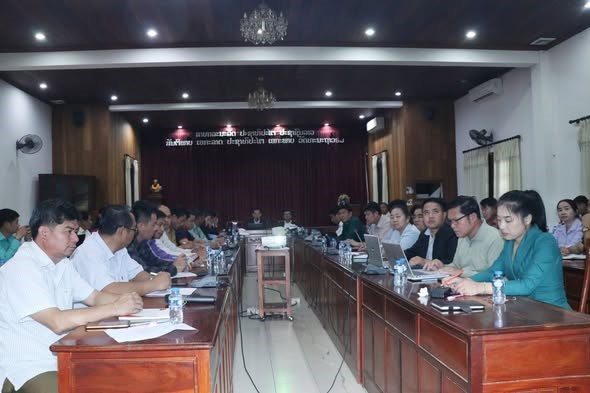 ເປີດຊຸດຝຶກອົບຮົມ ການເຜີຍແຜ່ວຽກງານປົກປັກຮັກສາປ່າໄມ້ image 2 ເປດຊດຝກອບຮມ ການເຜຍແຜວຽກງານປກປກຮກສາປາໄມ - image 2