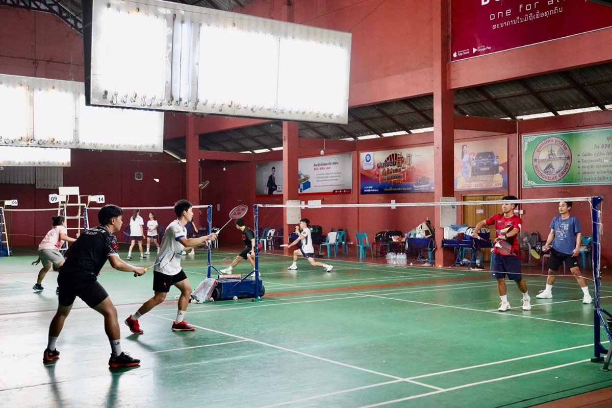 ນັກກິລາດອກປີກໄກ່ຫຼວງພະບາງ ມີຄວາມພ້ອມຕັ້ງເປົ້າຍາດໃຫ້ໄດ້3 ຫຼຽນຄຳໃນງານມະຫະກຳກິລາແຫ່ງຊາດ ຄັ້ງທີ XII image 1 ນກກລາດອກປກໄກຫວງພະບາງ ມຄວາມພອມຕງເປາຍາດໃຫໄດ3 ຫຽນຄຳໃນງານມະຫະກຳກລາແຫງຊາດ ຄງທ XII - image 1