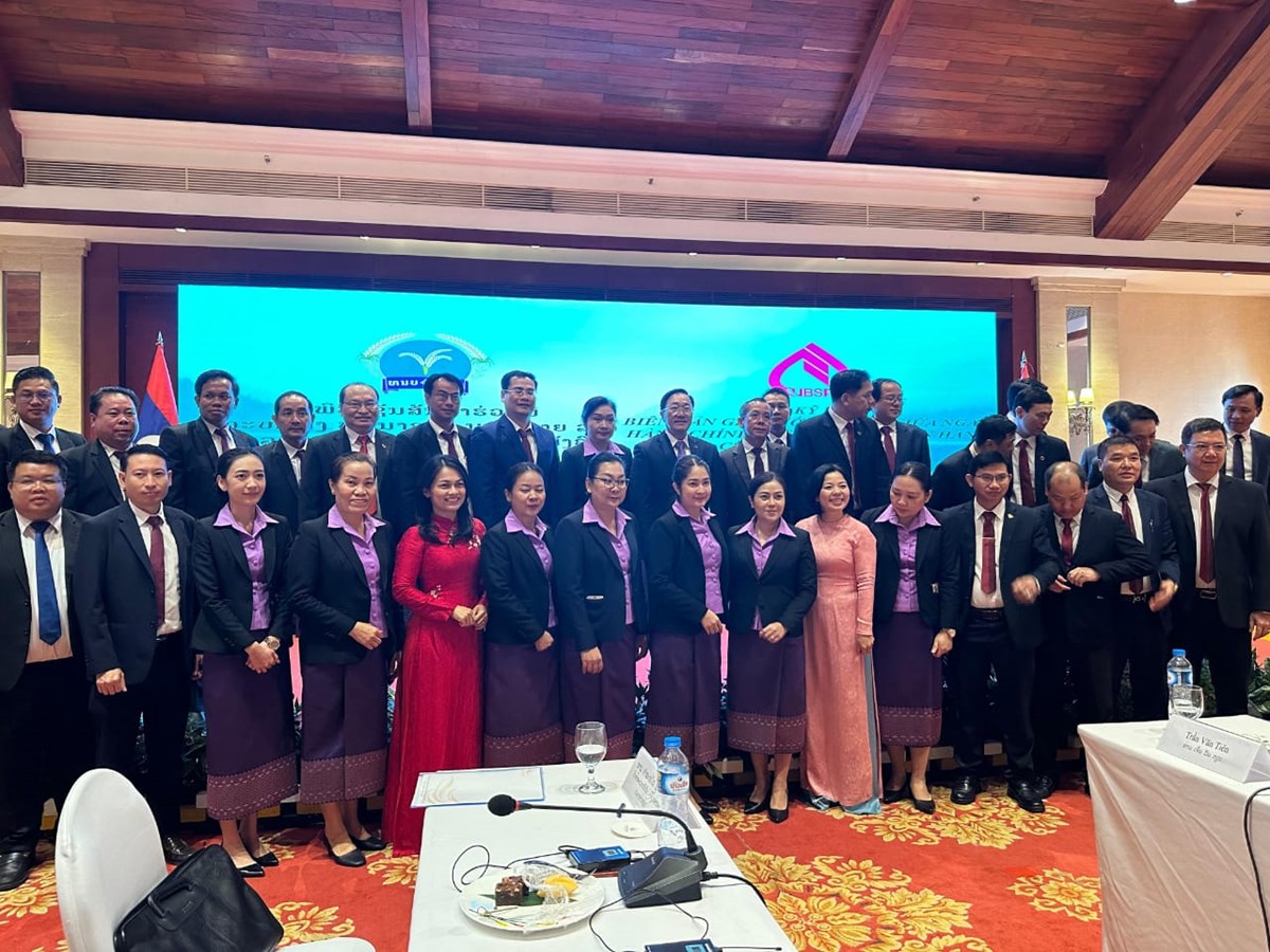 ທນບ-ທນສ ພບປະ ແລະ ບນລການເຊນ MOU - image 2