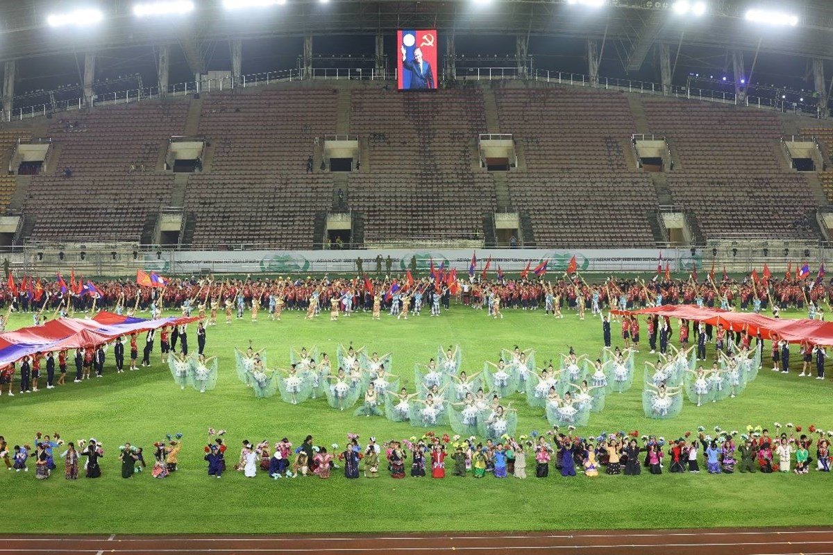 ສະແດງຊອມໃຫຍ ພທເປດ ມະຫະກຳກລາແຫງຊາດ ຄງທ XII - image 2