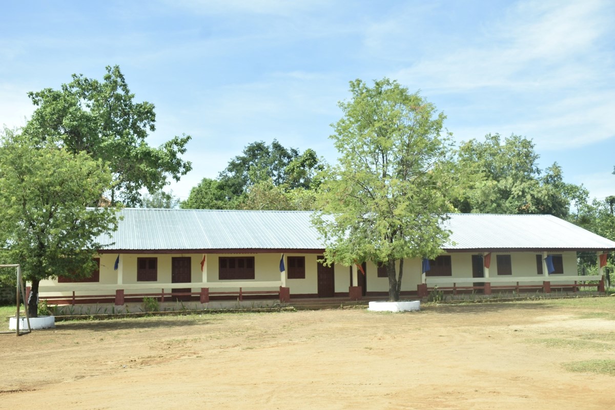 ພທມອບ-ຮບ ໂຮງຮຽນປະຖມສມບນບານຫກສອງ - image 2