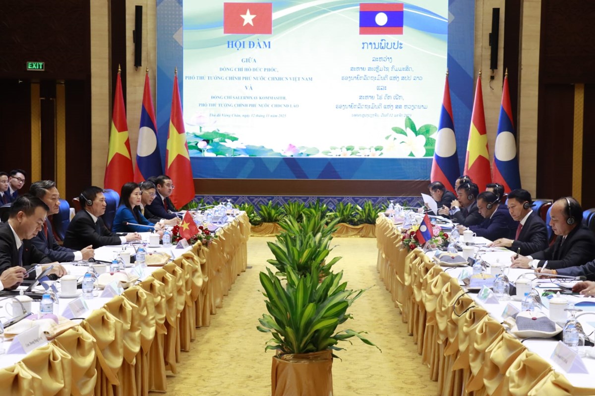 ຮອງນາຍົກລັດຖະມົນຕີ ລາວ ແລະ ຫວຽດນາມ ພົບປະຮ່ວມມືສອງຝ່າຍ image 1 ຮອງນາຍກລດຖະມນຕ ລາວ ແລະ ຫວຽດນາມ ພບປະຮວມມສອງຝາຍ - image 1