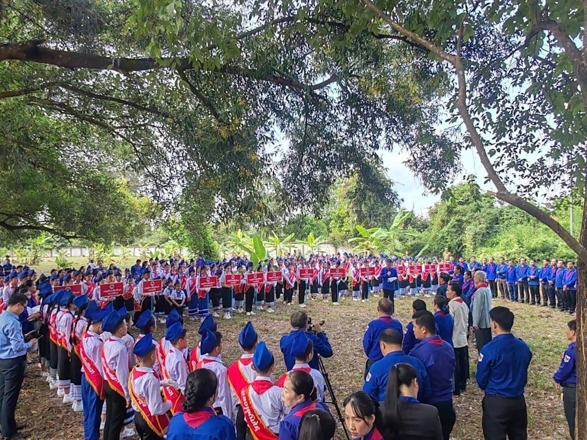 ປະທານປະເທດ ເນນໃຫເຍາວະຊນທນວາຝກຝນຫຫອມຕນເອງ ໃຫກາຍເປນຄນຮ ມສະຕປນຍາ - image 2