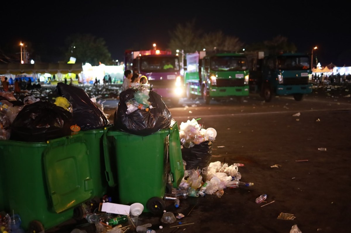 ສະມໍລບີ ສໍາເລັດເກັບມ້ຽນຂີ້ເຫຍື້ອບຸນທາດຫຼວງ ໄດ້ 633,731 ກິໂລກຼາມ image 1 ສະມລບ ສາເລດເກບມຽນຂເຫຍອບນທາດຫວງ ໄດ 633,731 ກໂລກາມ - image 1