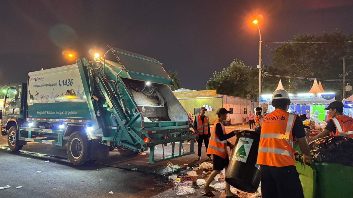 ສະມໍລບີ ສໍາເລັດເກັບມ້ຽນຂີ້ເຫຍື້ອບຸນທາດຫຼວງ ໄດ້ 633,731 ກິໂລກຼາມ image 2 ສະມລບ ສາເລດເກບມຽນຂເຫຍອບນທາດຫວງ ໄດ 633,731 ກໂລກາມ - image 2