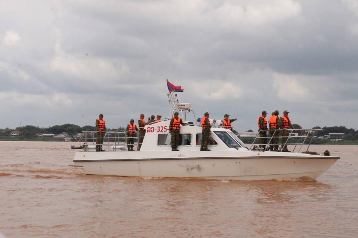 ຄມຄອງປອງກນ ແລະ ຮກສາເສນຊາຍແດນ ໃຫມຄວາມສະຫງບ - image 1