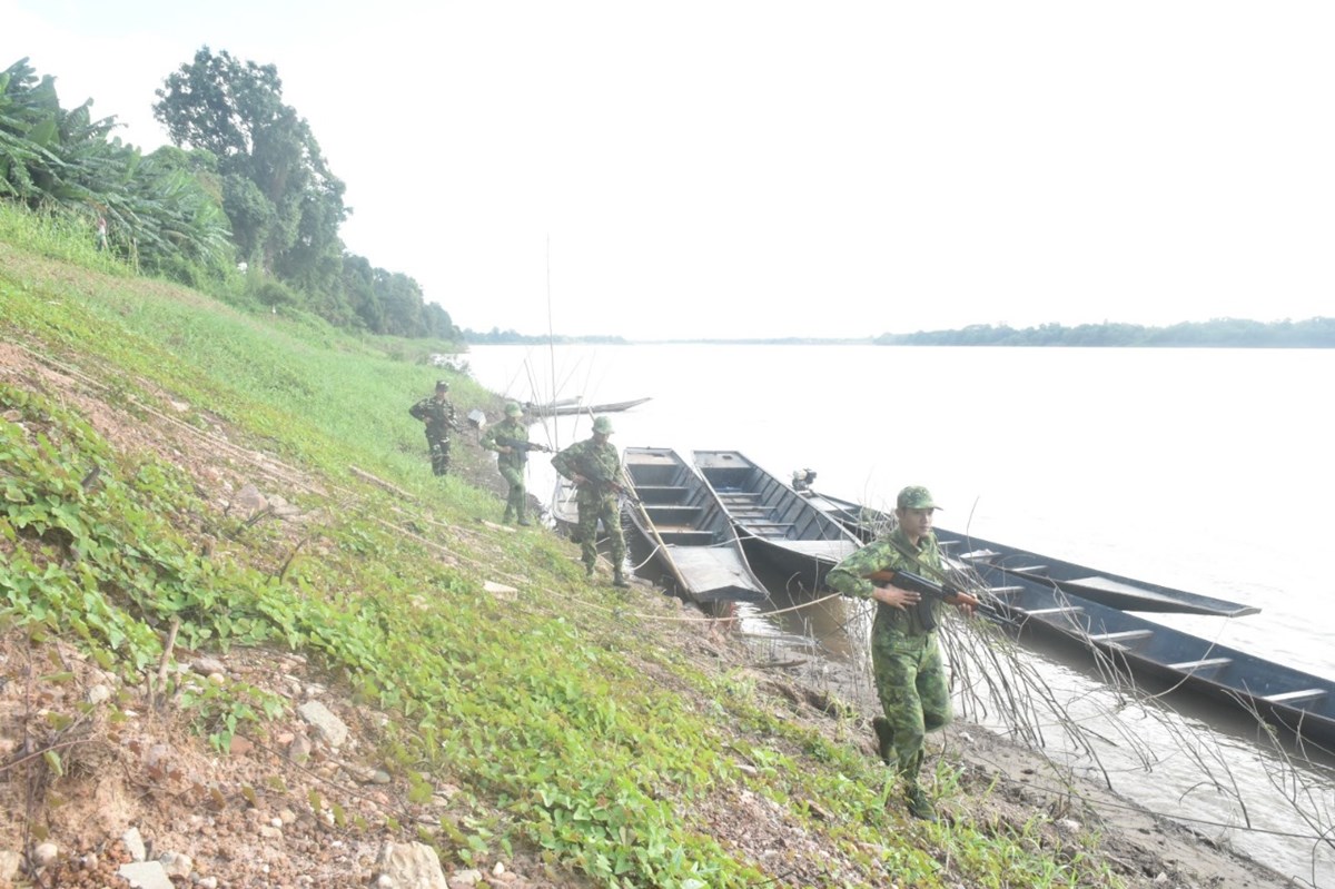 ຄມຄອງປອງກນ ແລະ ຮກສາເສນຊາຍແດນ ໃຫມຄວາມສະຫງບ - image 2