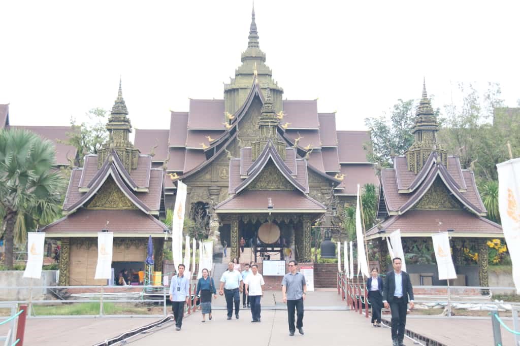 ຜູ້ແທນຄະນະໂຄສະນາສຶກສາແລະຂົນຂວາຍປະຊາຊົນສູນກາງພັກກອມມູນິດຫວຽດນາມຢ້ຽມຊົມຫໍພິພິທະພັນສິລະປະລາວ image 1 ຜແທນຄະນະໂຄສະນາສກສາແລະຂນຂວາຍປະຊາຊນສນກາງພກກອມມນດຫວຽດນາມຢຽມຊມຫພພທະພນສລະປະລາວ - image 1