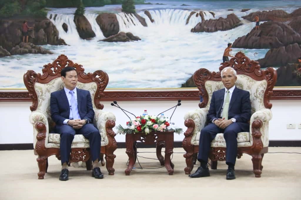 ຫວໜາ ຄອສພ ຕອນຮບຄະນະຜແທນຫວຽດນາມ - image 1