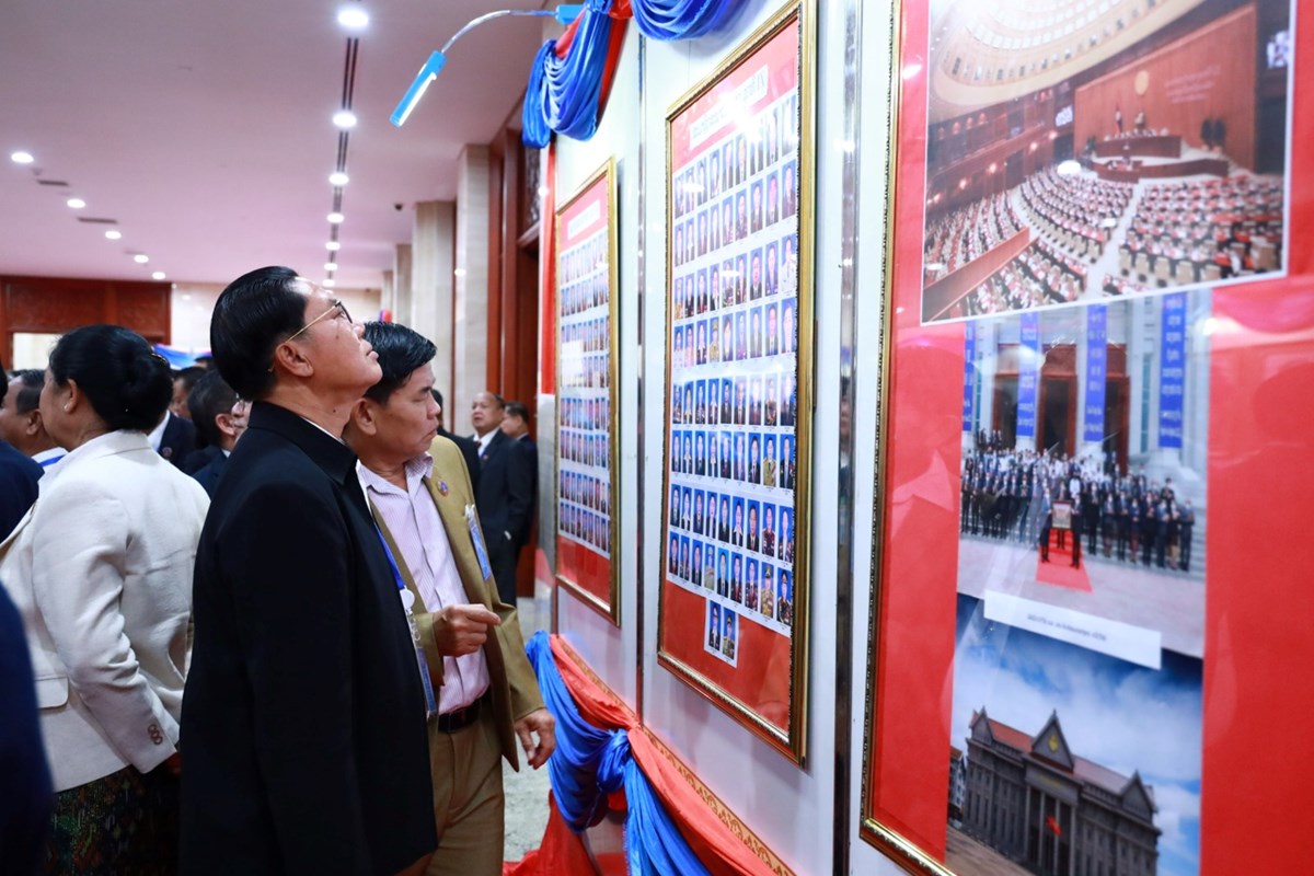 ງານສະແດງຜົນງານການເຄື່ອນໄຫວຂອງສະພາແຫ່ງຊາດ ຄົບຮອບ 50 ປີ image 2 ງານສະແດງຜນງານການເຄອນໄຫວຂອງສະພາແຫງຊາດ ຄບຮອບ 50 ປ - image 2