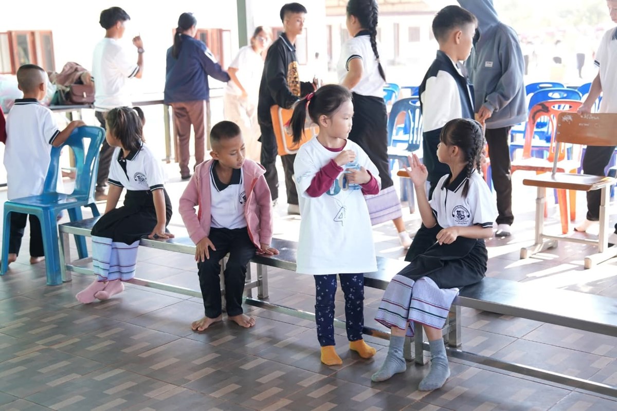 ທະນາຄານ ພາບລກ ລາວ ຈາກດມອບຄວາມສກໃຫແກສງຄມ ໃນໂອກາດຄບຮອບ 30 ປ - image 1