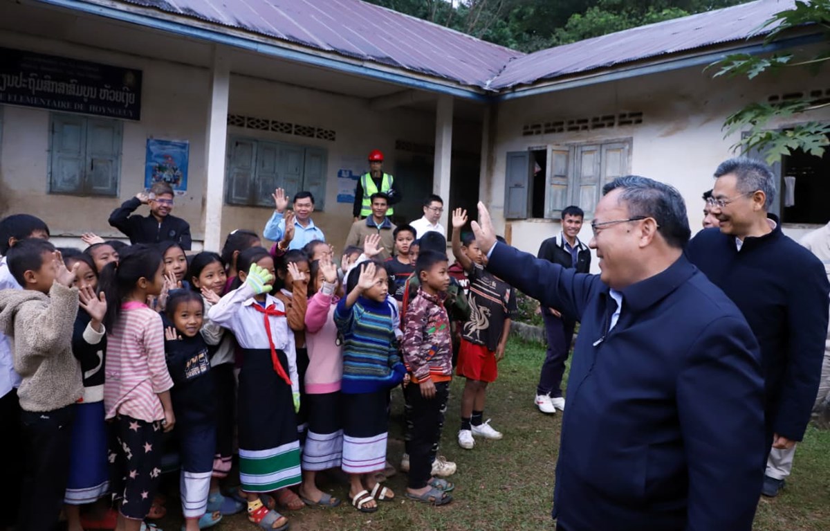 ກມບລສດຕາຖງຈນ ສງຄວາມອບອນສນກຮຽນຊນນະບດບານຫວຍເງຍ - image 2