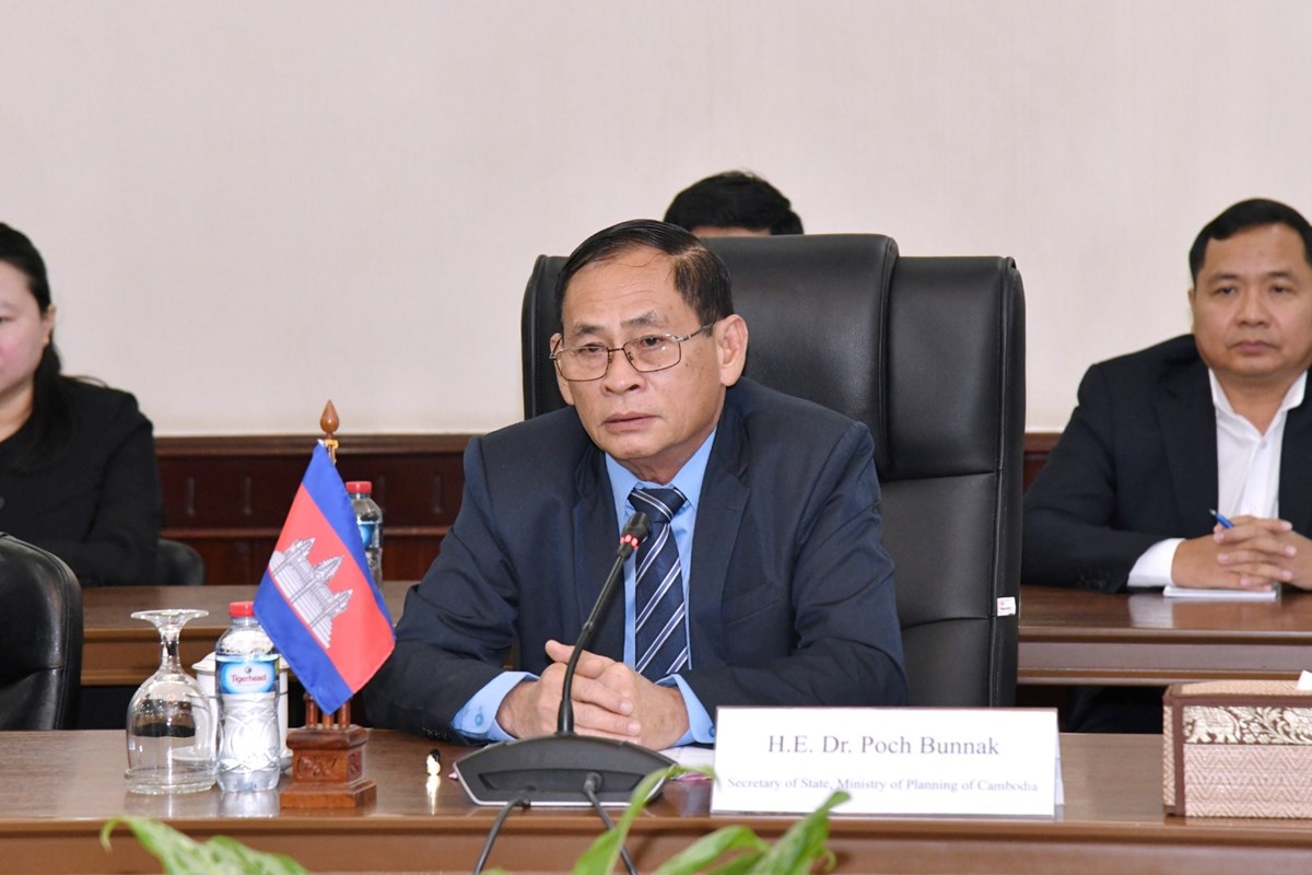 ຮອງ ລມຕ ກະຊວງການຕ່າງປະເທດ ຕ້ອນຮັບ ຮອງ ລມຕ ກະຊວງແຜນການ ຣາຊະອານາຈັກ ກໍາປູເຈຍ image 2 ຮອງ ລມຕ ກະຊວງການຕາງປະເທດ ຕອນຮບ ຮອງ ລມຕ ກະຊວງແຜນການ ຣາຊະອານາຈກ ກາປເຈຍ - image 2