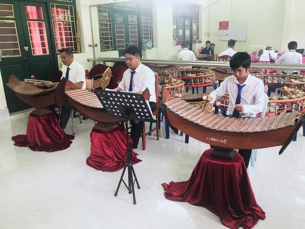 50 ປ ສປປ ລາວ ໄດຮບການພດທະນາຢາງຕເນອງ - image 2