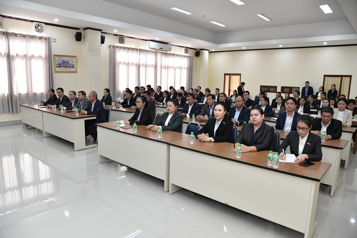 ປດຊດຝກອບຮມບາລງທດສະດ-ແນວທາງຂອງພກຊດທ I - image 1