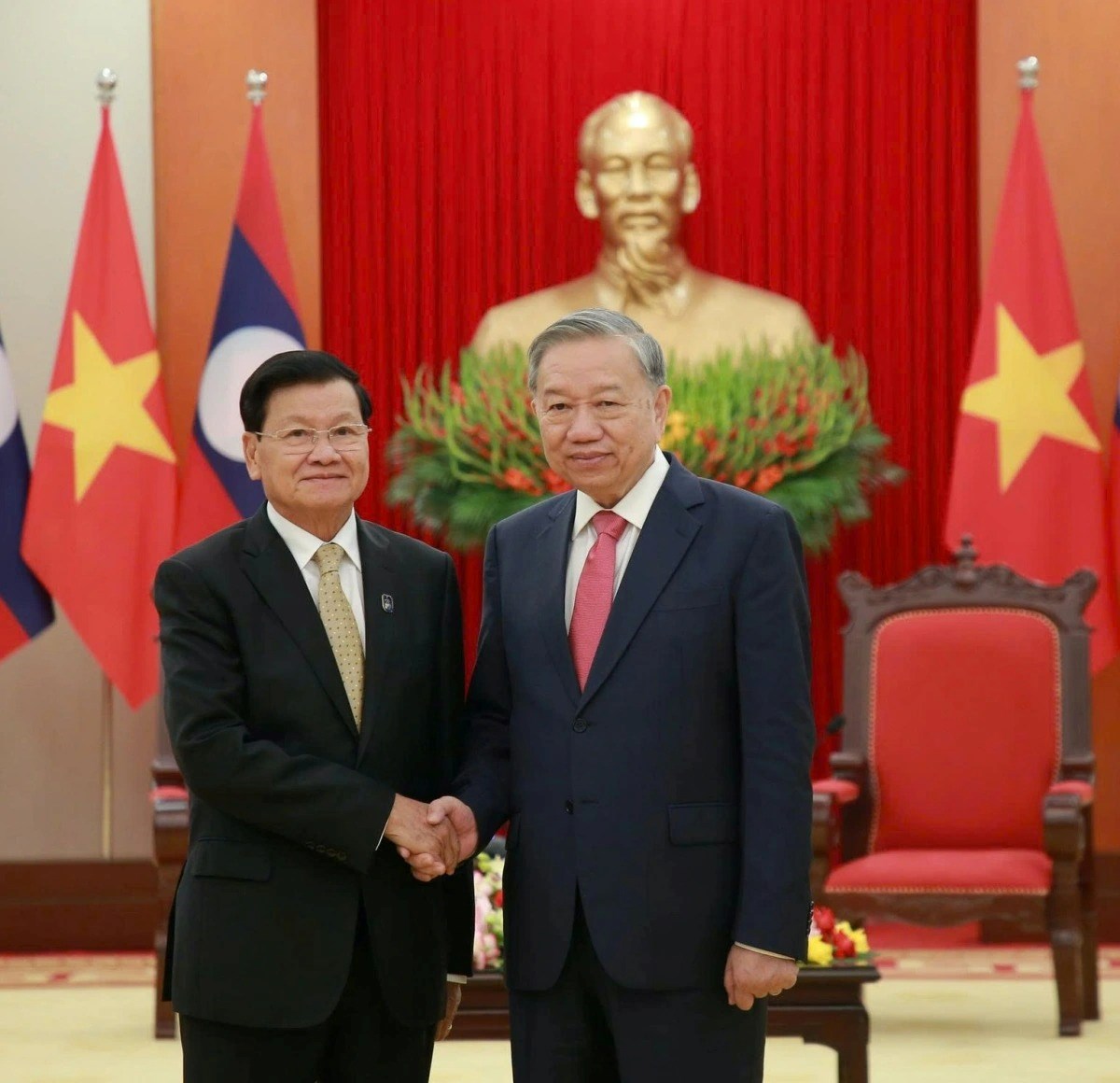 ສາຍພວພນ ລະຫວາງ ລາວ-ຫວຽດນາມ: - image 3