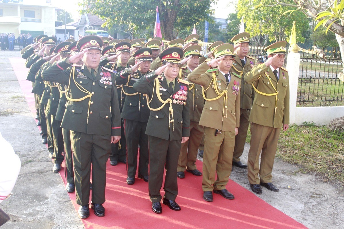 ການນາພກ-ລດ ວາງພວງມາລາຢອານສາວະລນກຮບນລະນາມ ແລະ ວາງກະຕາດອກໄມ ຢອານສາວະລປະທານ ໄກສອນ ພມວຫານ - image 2