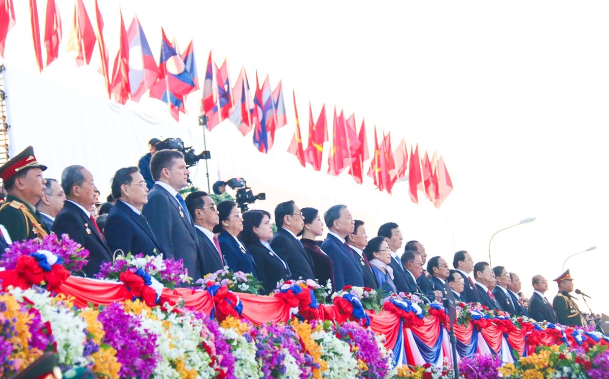 ສະຫຼອງຢ່າງຍິ່ງໃຫຍ່ວັນສະຖາປະນາ ສປປ ລາວຄົບຮອບ 50 ປີ image 1 ສະຫອງຢາງຍງໃຫຍວນສະຖາປະນາ ສປປ ລາວຄບຮອບ 50 ປ - image 1