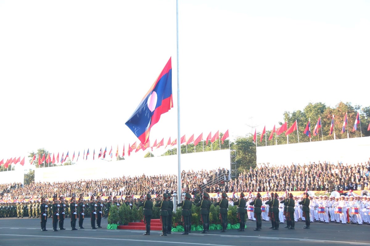 ສະຫຼອງຢ່າງຍິ່ງໃຫຍ່ວັນສະຖາປະນາ ສປປ ລາວຄົບຮອບ 50 ປີ image 2 ສະຫອງຢາງຍງໃຫຍວນສະຖາປະນາ ສປປ ລາວຄບຮອບ 50 ປ - image 2