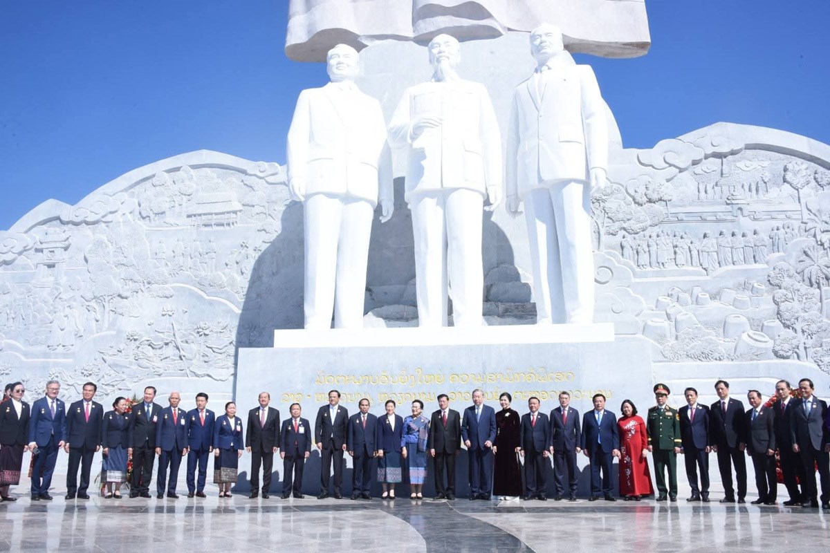 ເປດການນຳໃຊສວນສາທາລະນະມດຕະພາບ ລາວ-ຫວຽດນາມ - image 3