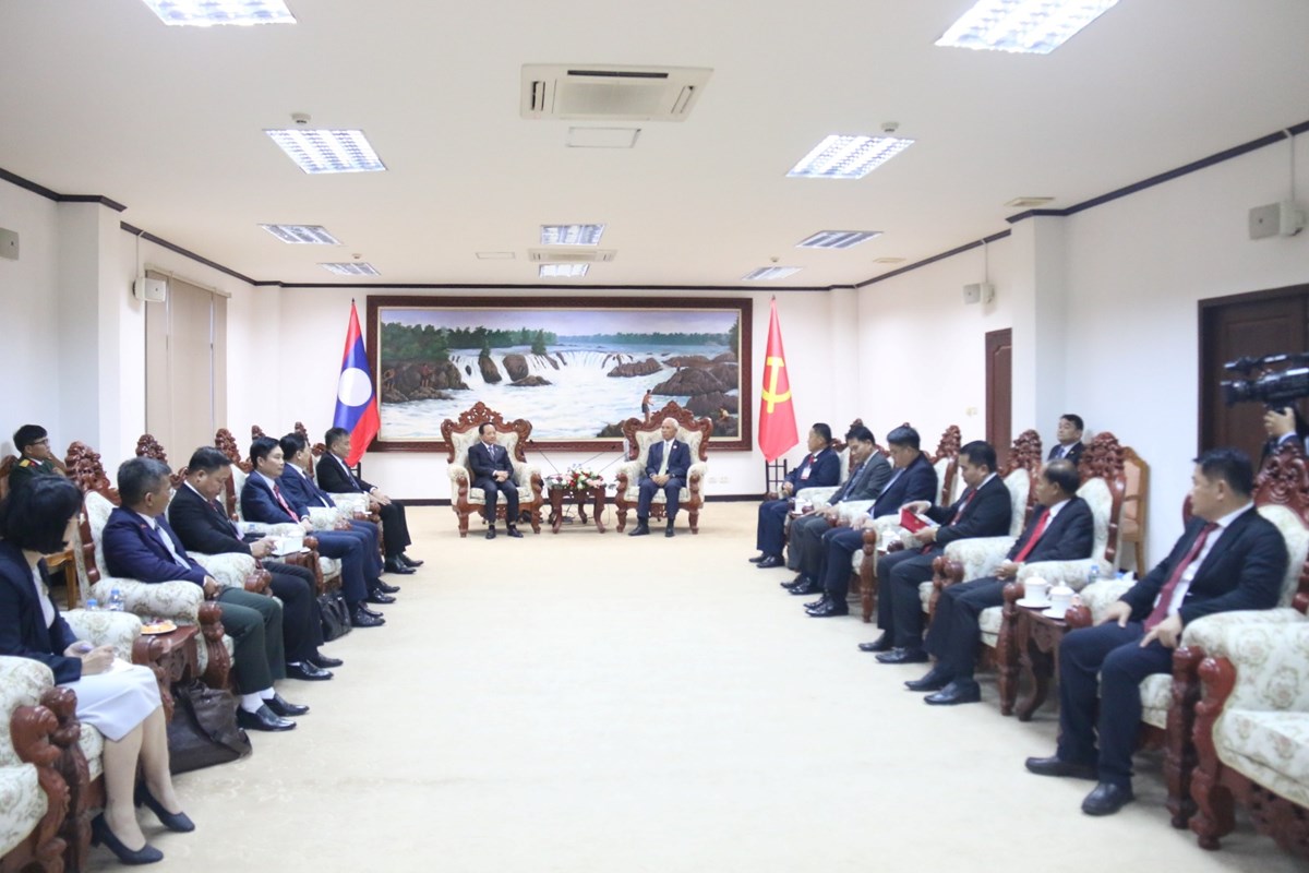 ຫວໜາ ຄອສພ ຕອນຮບ ຜແທນຄະນະໂຄສະນາຫວຽດນາມ - image 2